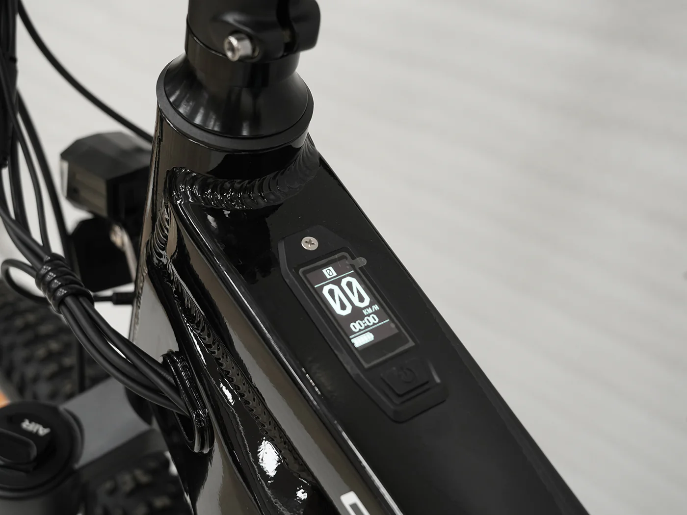 2026 Cyberbike™ Cyclone RX - Image 5